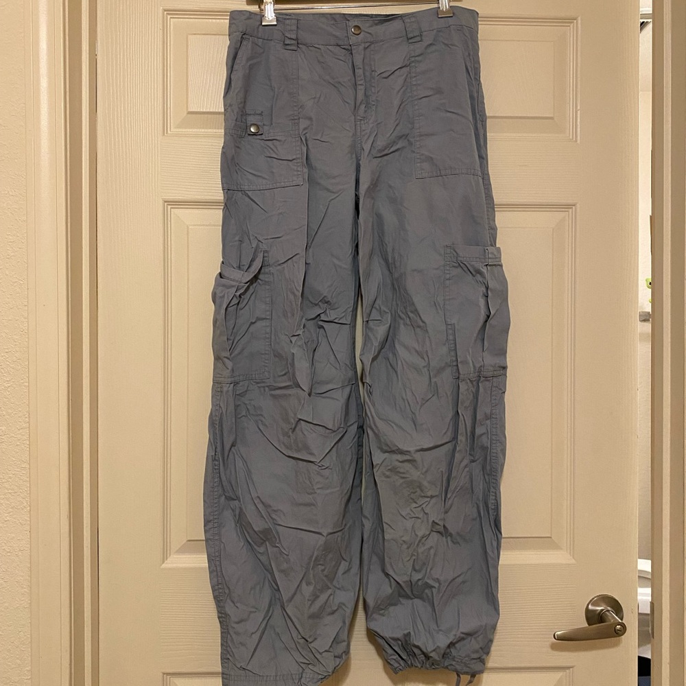 Baggy cargo pants - women’s